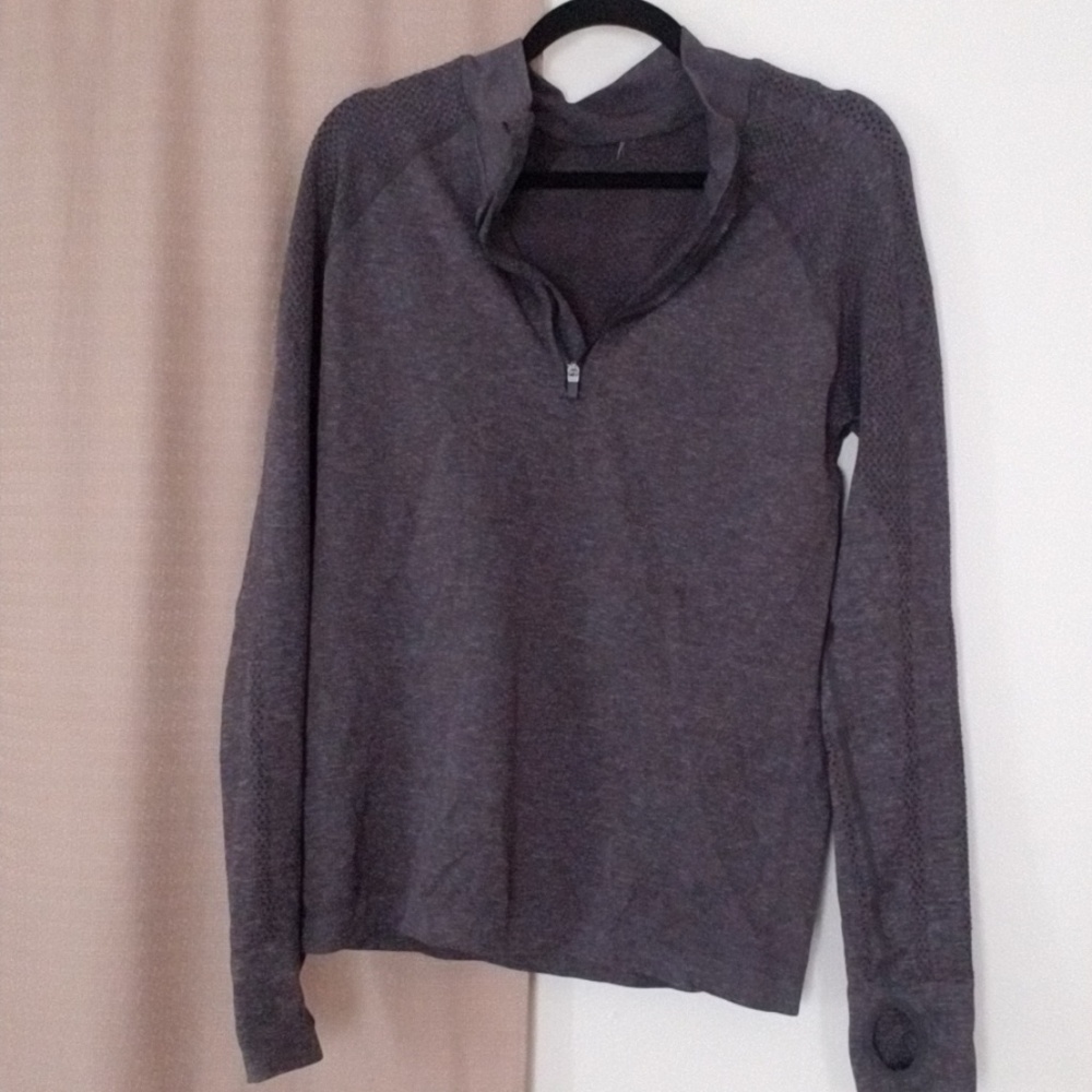 Fabletics pullover